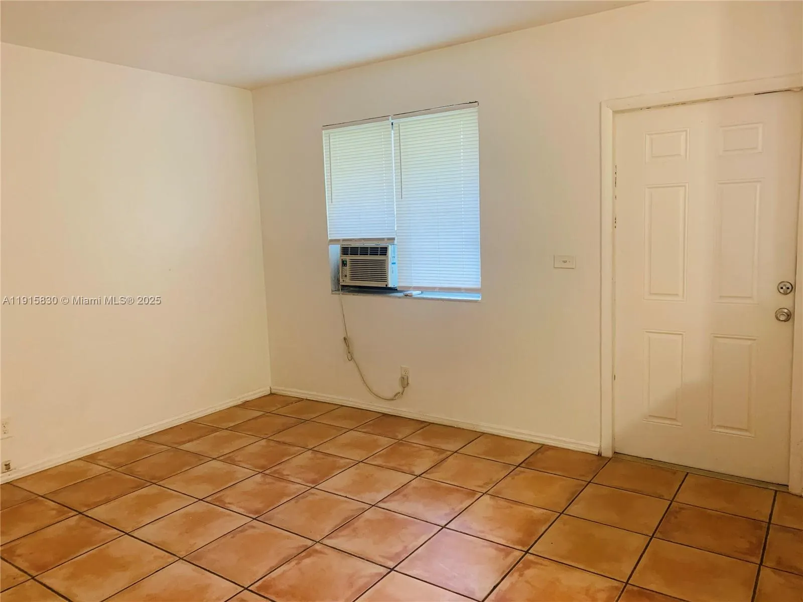 661 Ne 86th St 3, Miami, Florida 33138, Miami, Florida 33138, 1 Bedroom Bedrooms, ,1 BathroomBathrooms,Residential Lease,For Rent,661 Ne 86th St 3, Miami, Florida 33138,A11915830