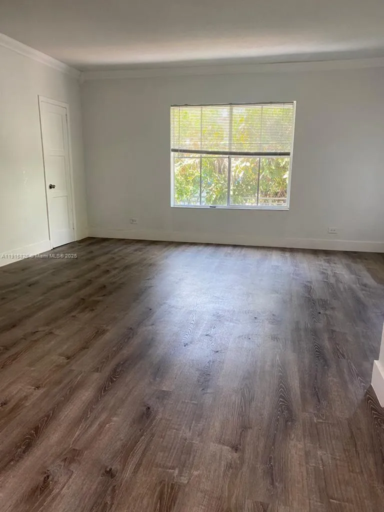 6805 Abbott Ave 7, Miami Beach, Florida 33141, Miami Beach, Florida 33141, 1 Bedroom Bedrooms, ,1 BathroomBathrooms,Residential Lease,For Rent,6805 Abbott Ave 7, Miami Beach, Florida 33141,A11915826