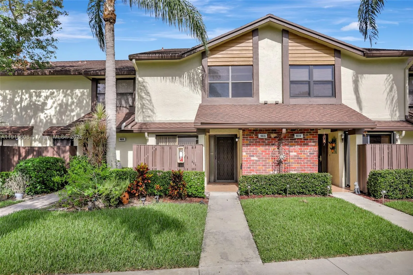 4615 S Carambola Cir S 27232, Coconut Creek, Flori, Coconut Creek, Florida 33066, 2 Bedrooms Bedrooms, ,2 BathroomsBathrooms,Residential Lease,For Rent,4615 S Carambola Cir S 27232, Coconut Creek, Flori,A11915808