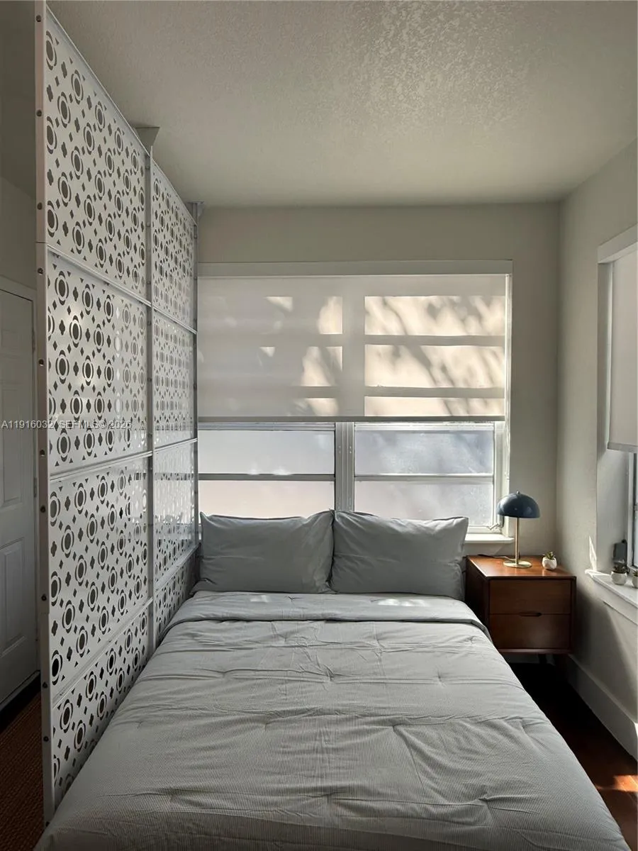 723 2nd St 1, Miami Beach, Florida 33139, Miami Beach, Florida 33139, ,1 BathroomBathrooms,Residential Lease,For Rent,723 2nd St 1, Miami Beach, Florida 33139,A11916032