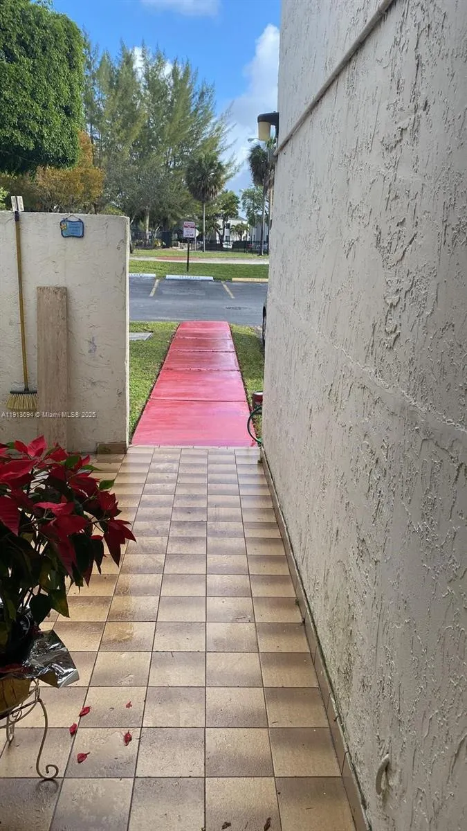 10454 Nw 5th Ter 4-30, Miami, Florida 33172, Miami, Florida 33172, 3 Bedrooms Bedrooms, ,2 BathroomsBathrooms,Residential,For Sale,10454 Nw 5th Ter 4-30, Miami, Florida 33172,A11913694