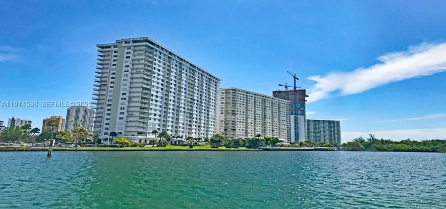 500 Bayview Dr 125, Sunny Isles Beach, Florida 331, Sunny Isles Beach, Florida 33160, 1 Bedroom Bedrooms, ,1 BathroomBathrooms,Residential,For Sale,500 Bayview Dr 125, Sunny Isles Beach, Florida 331,A11914538