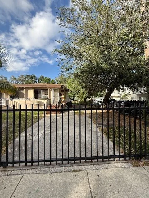 551-553 Ne 133rd St, North Miami, Florida 33161, North Miami, Florida 33161, ,Residential Income,For Sale,551-553 Ne 133rd St, North Miami, Florida 33161,A11915509