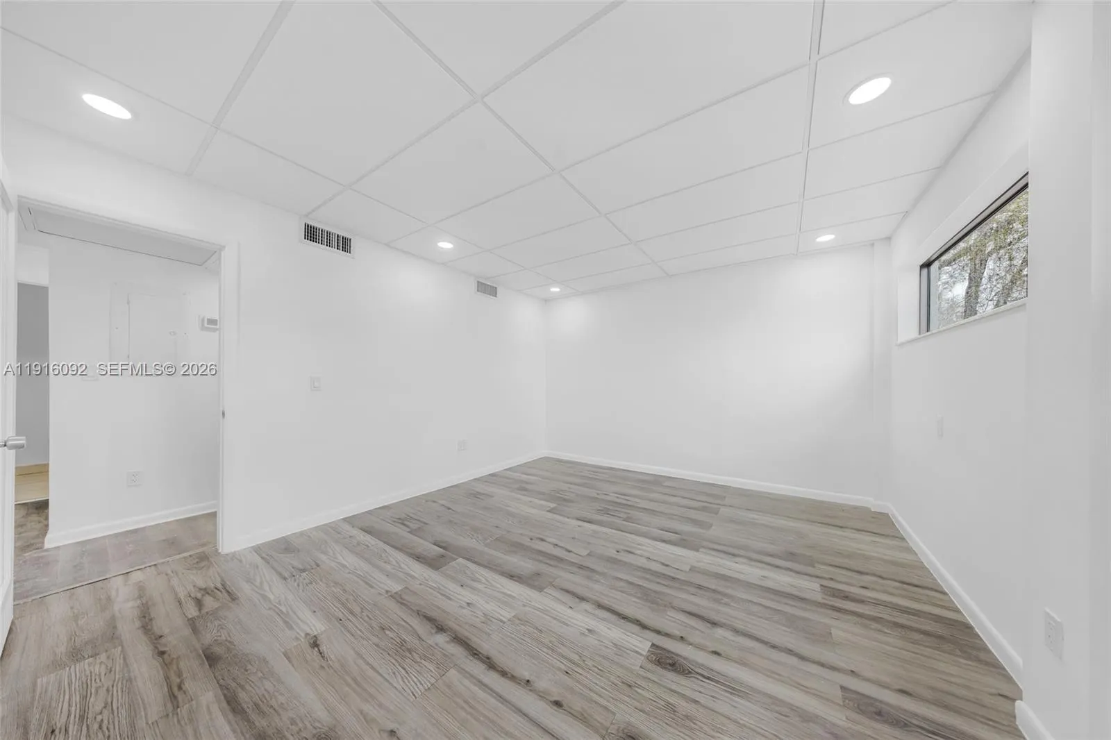 7550 W 2nd Ct, Hialeah, Florida 33014, Hialeah, Florida 33014, ,Commercial Lease,For Rent,7550 W 2nd Ct, Hialeah, Florida 33014,A11916092