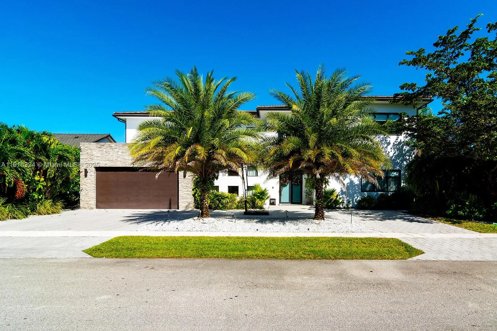 10151 Sw 3rd St, Plantation, Florida 33324, Plantation, Florida 33324, 5 Bedrooms Bedrooms, ,4 BathroomsBathrooms,Residential,For Sale,10151 Sw 3rd St, Plantation, Florida 33324,A11916324 10151 Sw 3rd St, Plantation, Florida 33324, Plantation, Florida 33324, 5 Bedrooms Bedrooms, ,4 BathroomsBathrooms,Residential,For Sale,10151 Sw 3rd St, Plantation, Florida 33324,A11916324