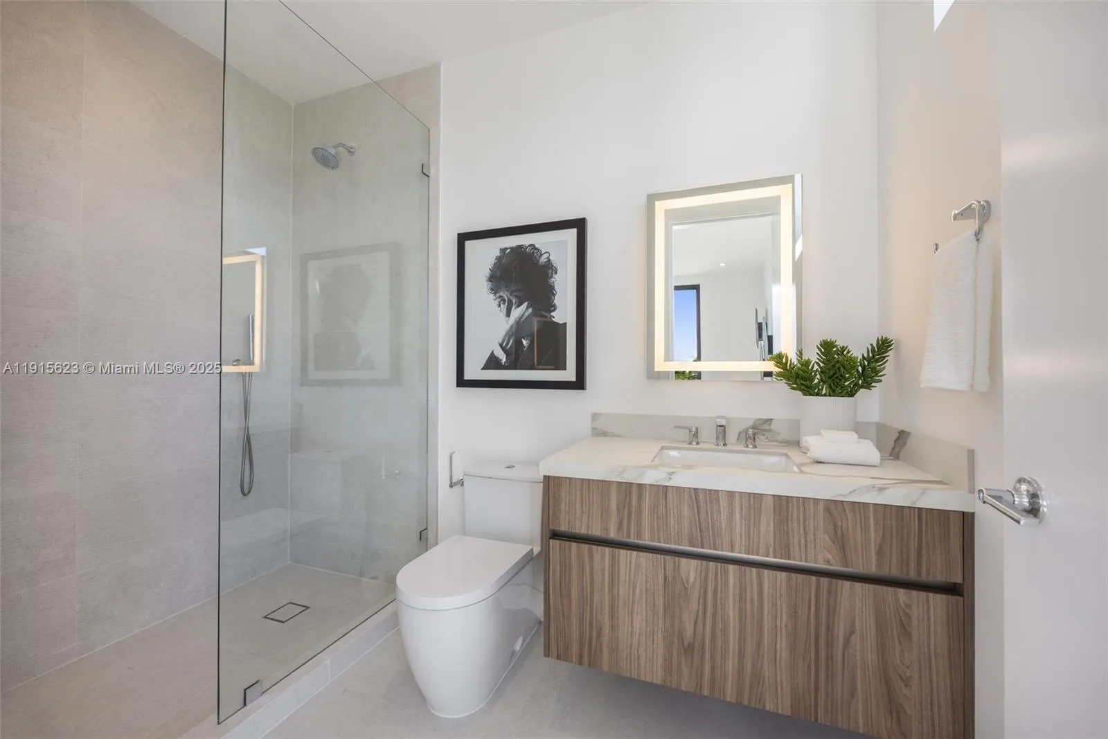 94 Sw 28th Rd 3, Miami, Florida 33129, Miami, Florida 33129, 3 Bedrooms Bedrooms, ,3 BathroomsBathrooms,Residential,For Sale,94 Sw 28th Rd 3, Miami, Florida 33129,A11915623