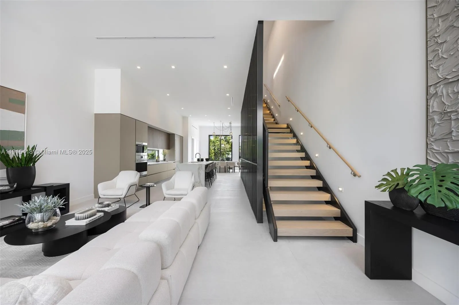 86 Sw 28th Rd 7, Miami, Florida 33129, Miami, Florida 33129, 3 Bedrooms Bedrooms, ,3 BathroomsBathrooms,Residential,For Sale,86 Sw 28th Rd 7, Miami, Florida 33129,A11915418