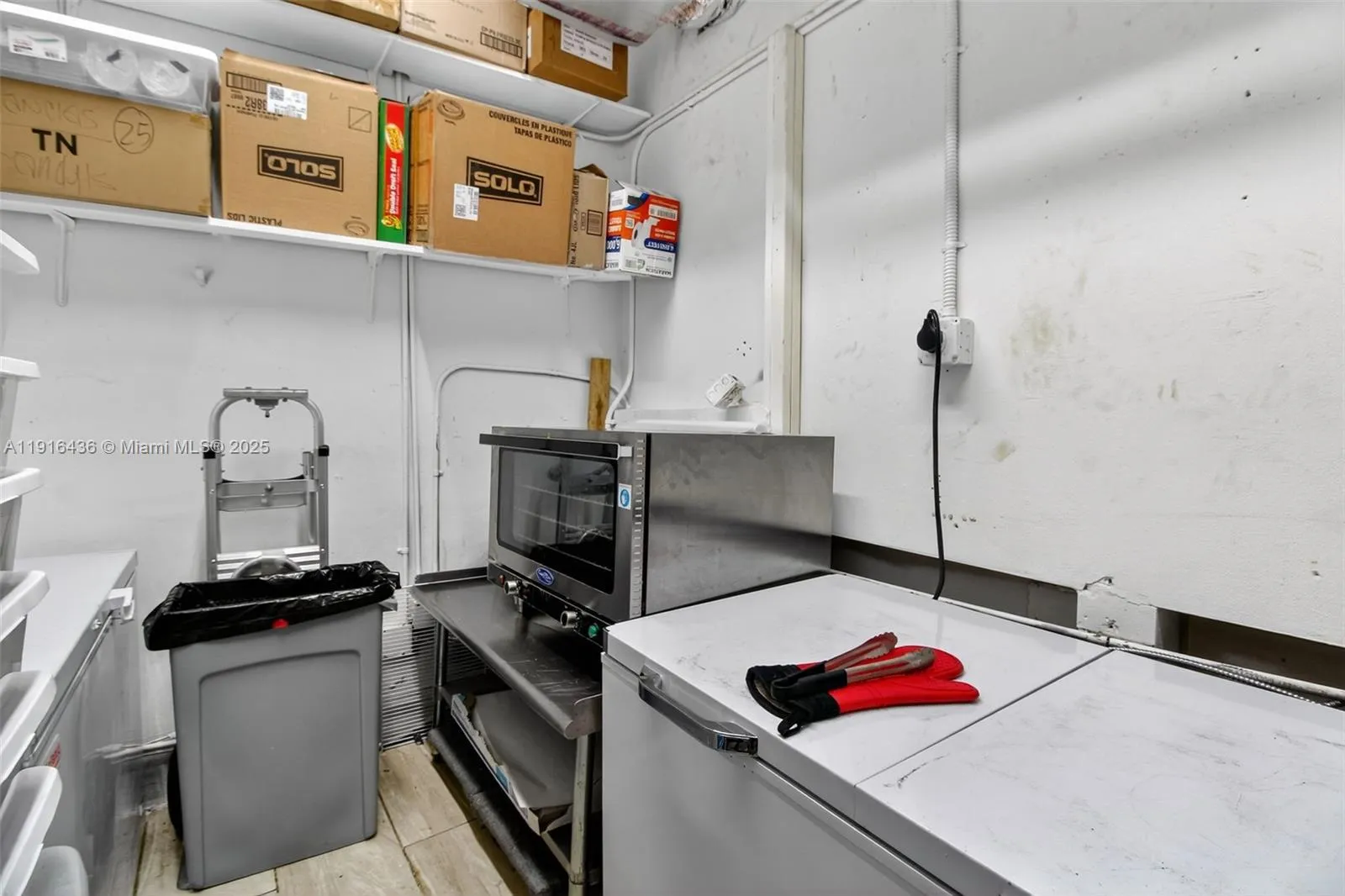 Le Jeune Cafe, Miami, Florida 33126, Miami, Florida 33126, ,Business Opportunity,For Sale,Le Jeune Cafe, Miami, Florida 33126,A11916436