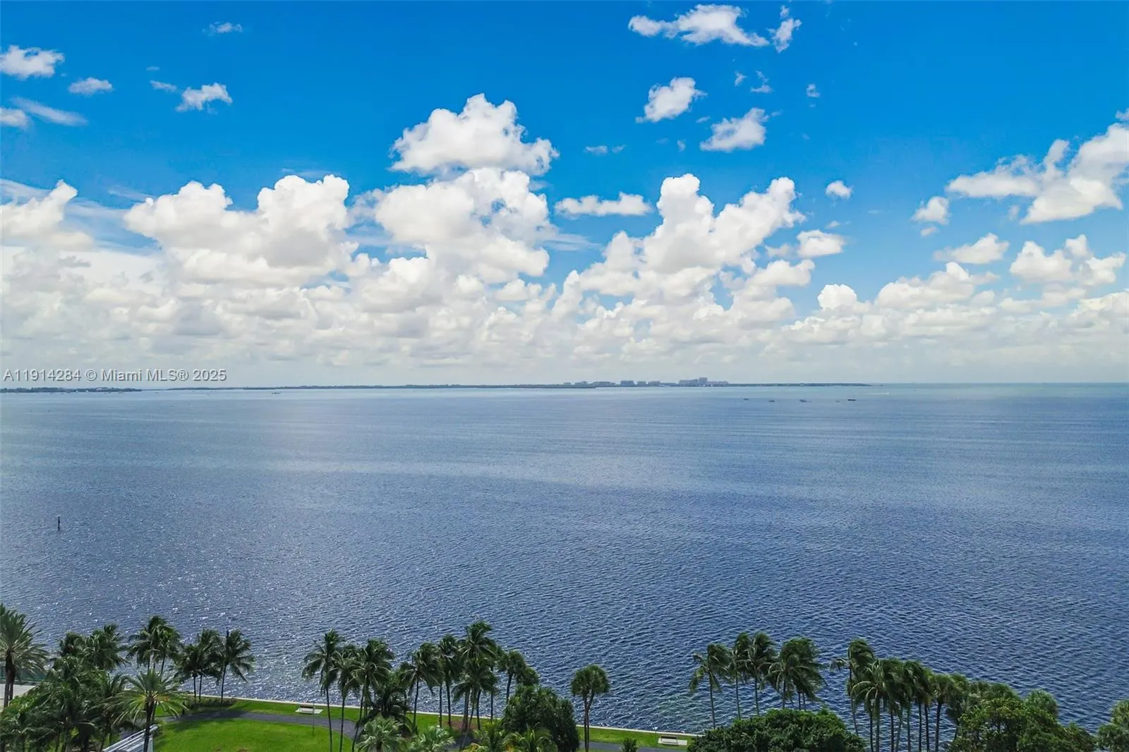 2 Grove Isle Dr B1507, Miami, Florida 33133, Miami, Florida 33133, 2 Bedrooms Bedrooms, ,2 BathroomsBathrooms,Residential,For Sale,2 Grove Isle Dr B1507, Miami, Florida 33133,A11914284