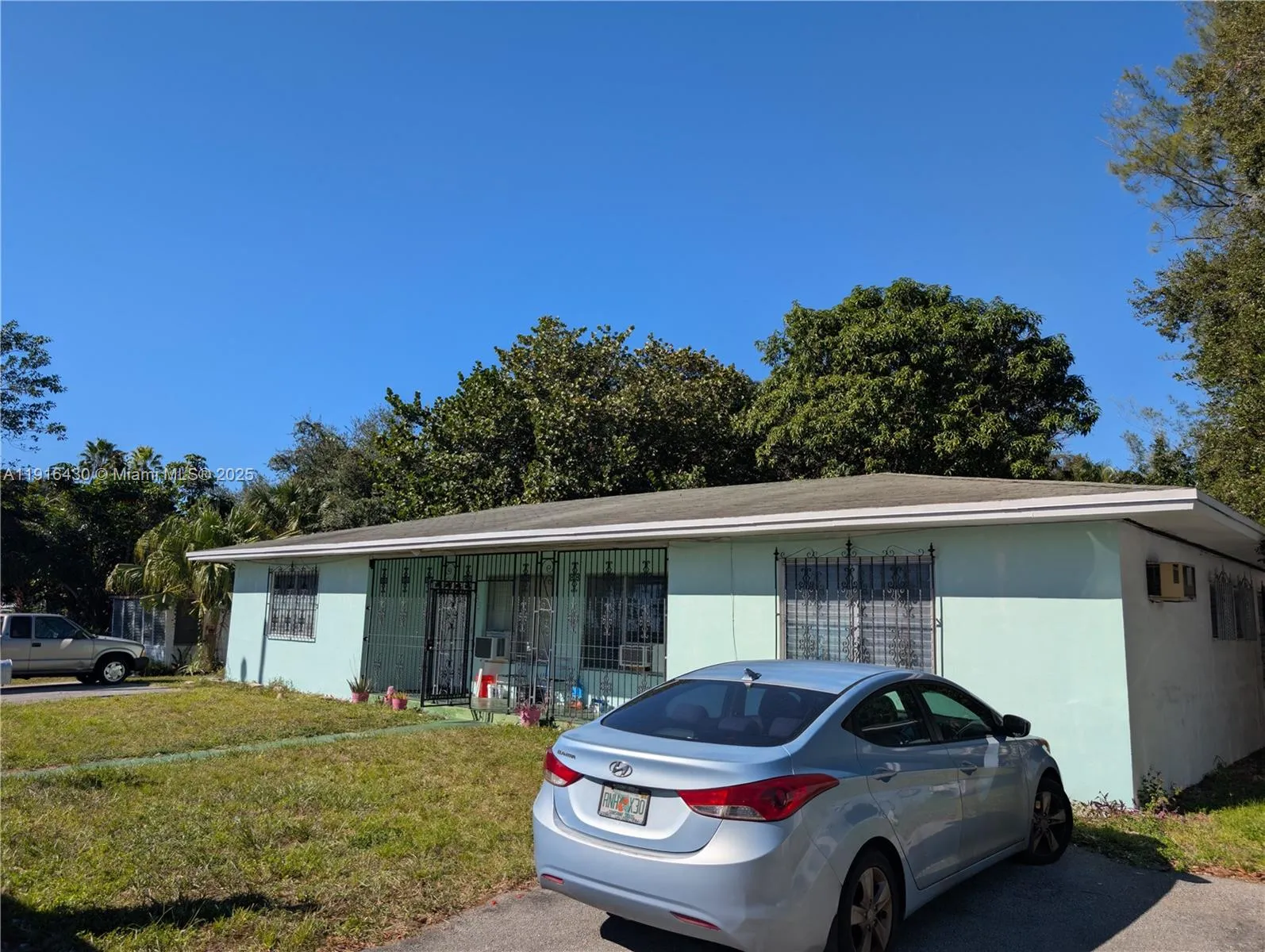 335 - 337 Ne 168th St, North Miami Beach, Florida, North Miami Beach, Florida 33162, ,Residential Income,For Sale,335 - 337 Ne 168th St, North Miami Beach, Florida ,A11916430