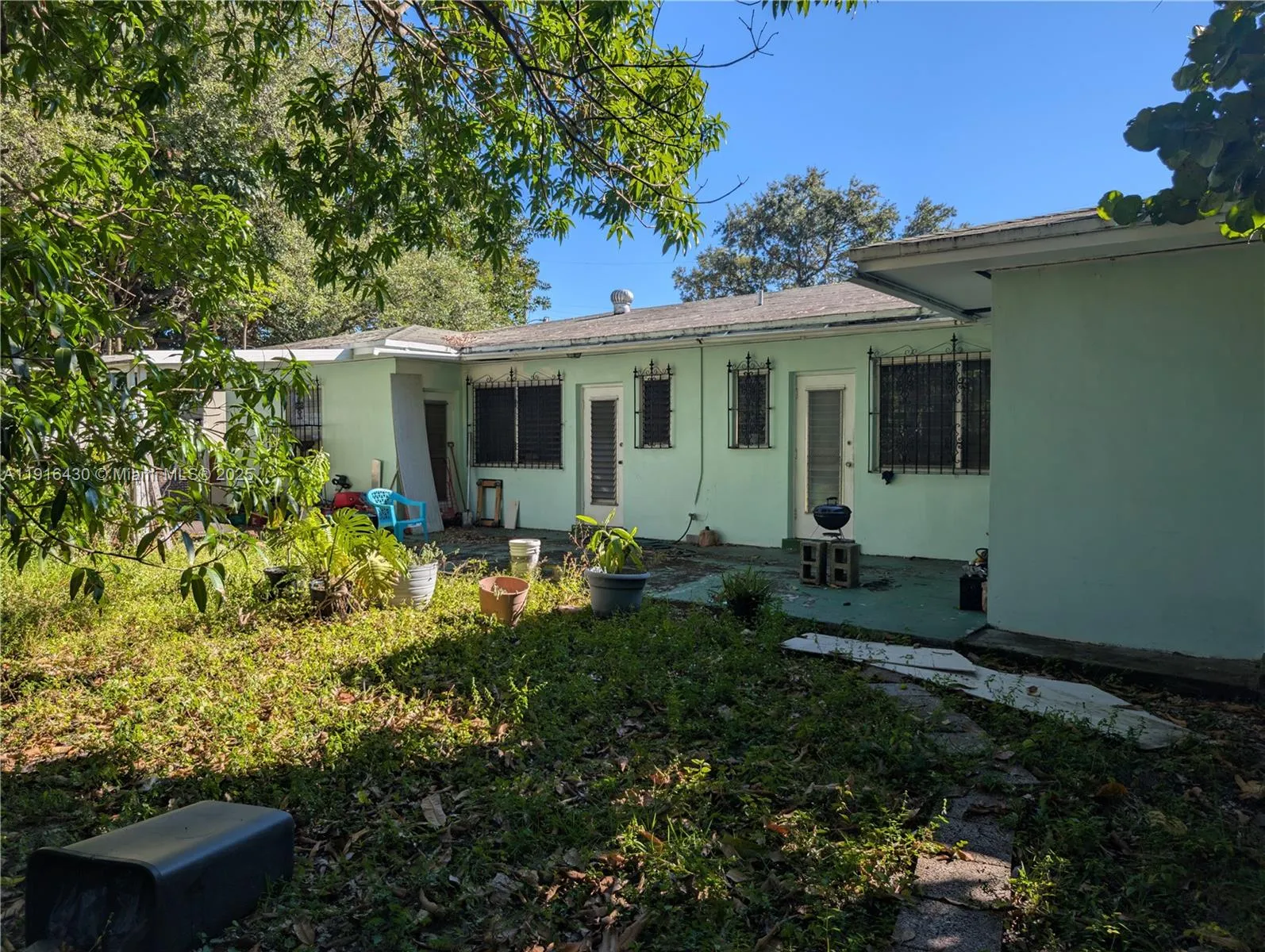 335 - 337 Ne 168th St, North Miami Beach, Florida, North Miami Beach, Florida 33162, ,Residential Income,For Sale,335 - 337 Ne 168th St, North Miami Beach, Florida ,A11916430