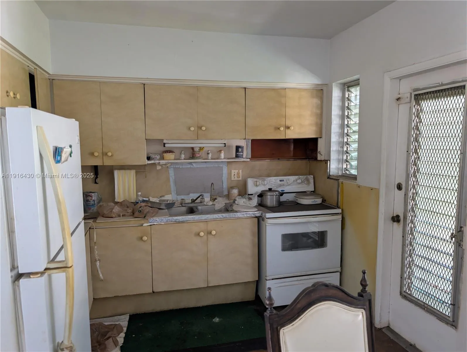 335 - 337 Ne 168th St, North Miami Beach, Florida, North Miami Beach, Florida 33162, ,Residential Income,For Sale,335 - 337 Ne 168th St, North Miami Beach, Florida ,A11916430