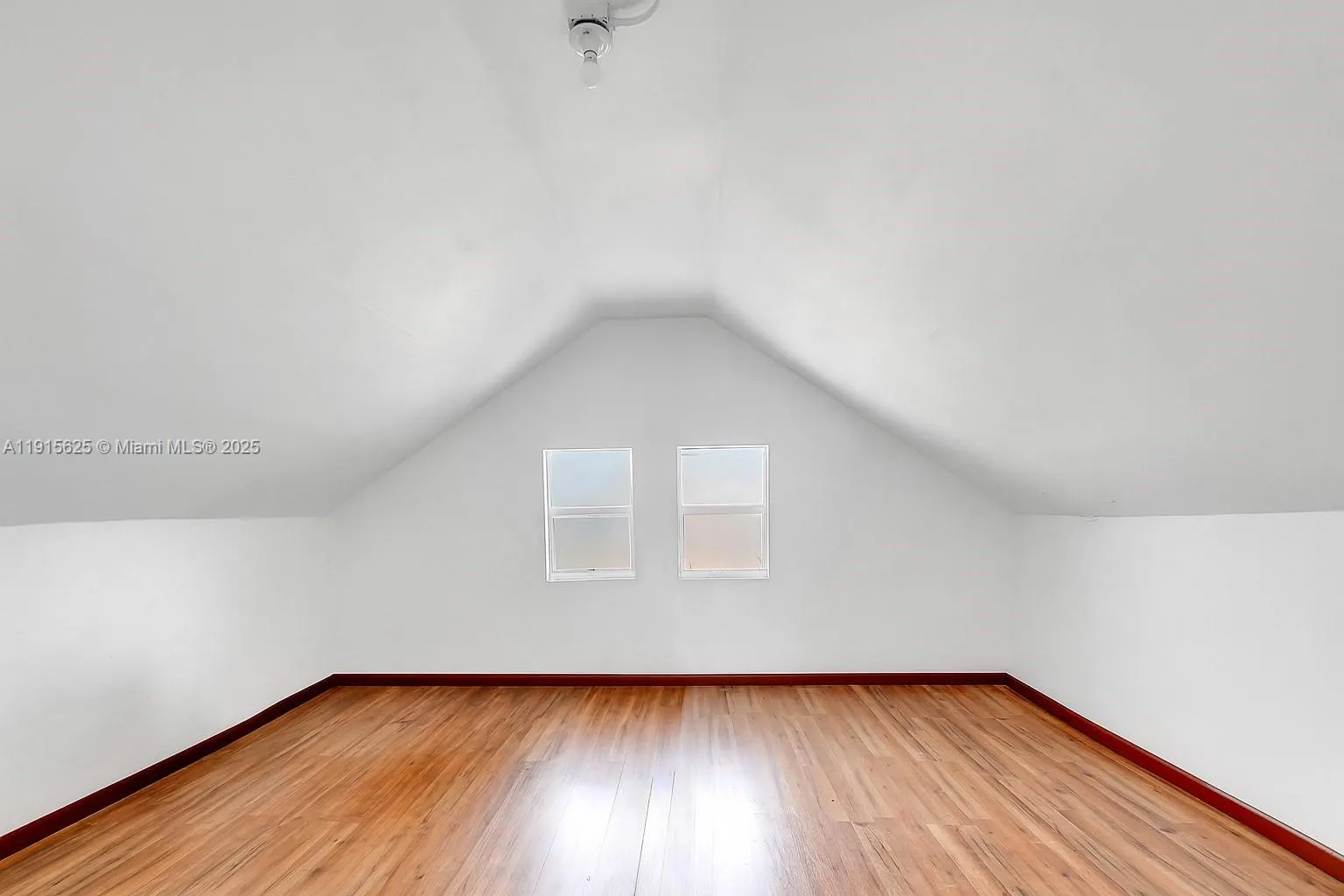 1818 Nw 17th Ave, Miami, Florida 33125, Miami, Florida 33125, ,Commercial Sale,For Sale,1818 Nw 17th Ave, Miami, Florida 33125,A11915625