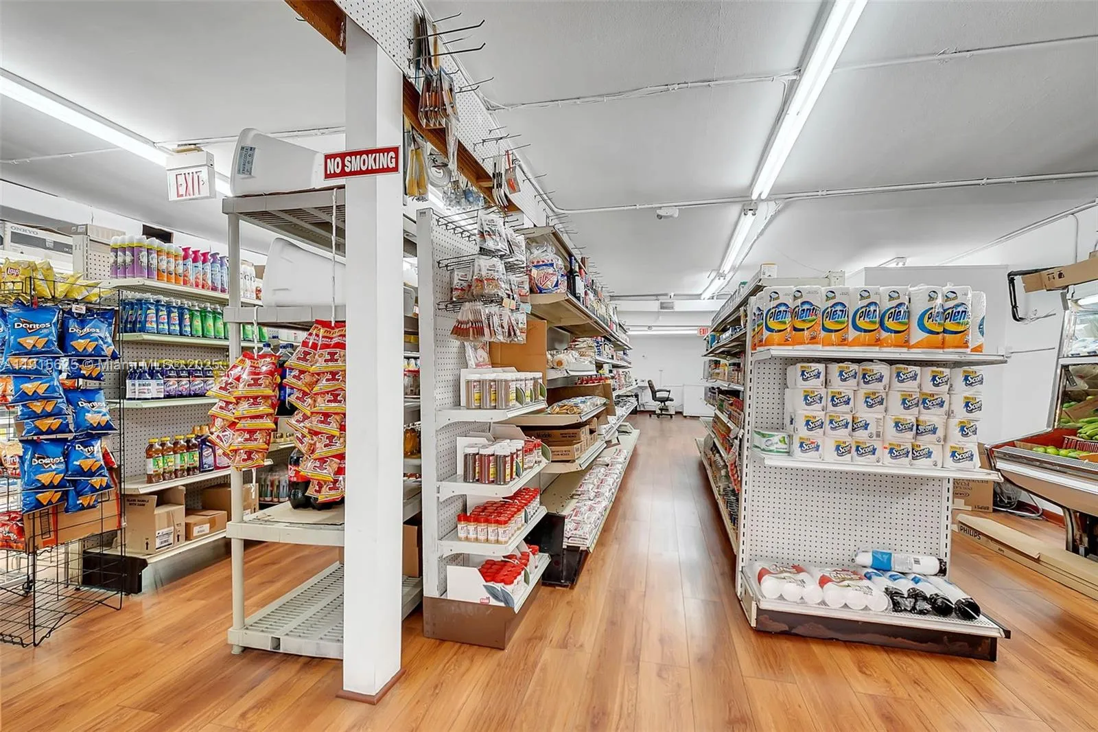 1818 Nw 17th Ave, Miami, Florida 33125, Miami, Florida 33125, ,Commercial Sale,For Sale,1818 Nw 17th Ave, Miami, Florida 33125,A11915625