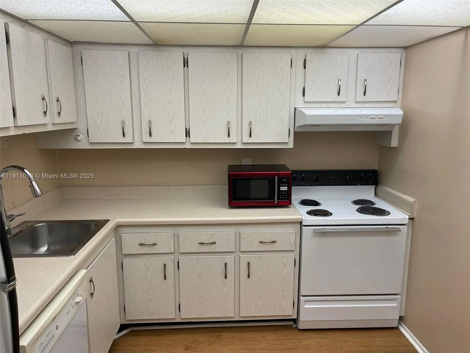 7845 Camino Real O-409, Miami, Florida 33143, Miami, Florida 33143, 1 Bedroom Bedrooms, ,1 BathroomBathrooms,Residential Lease,For Rent,7845 Camino Real O-409, Miami, Florida 33143,A11911018