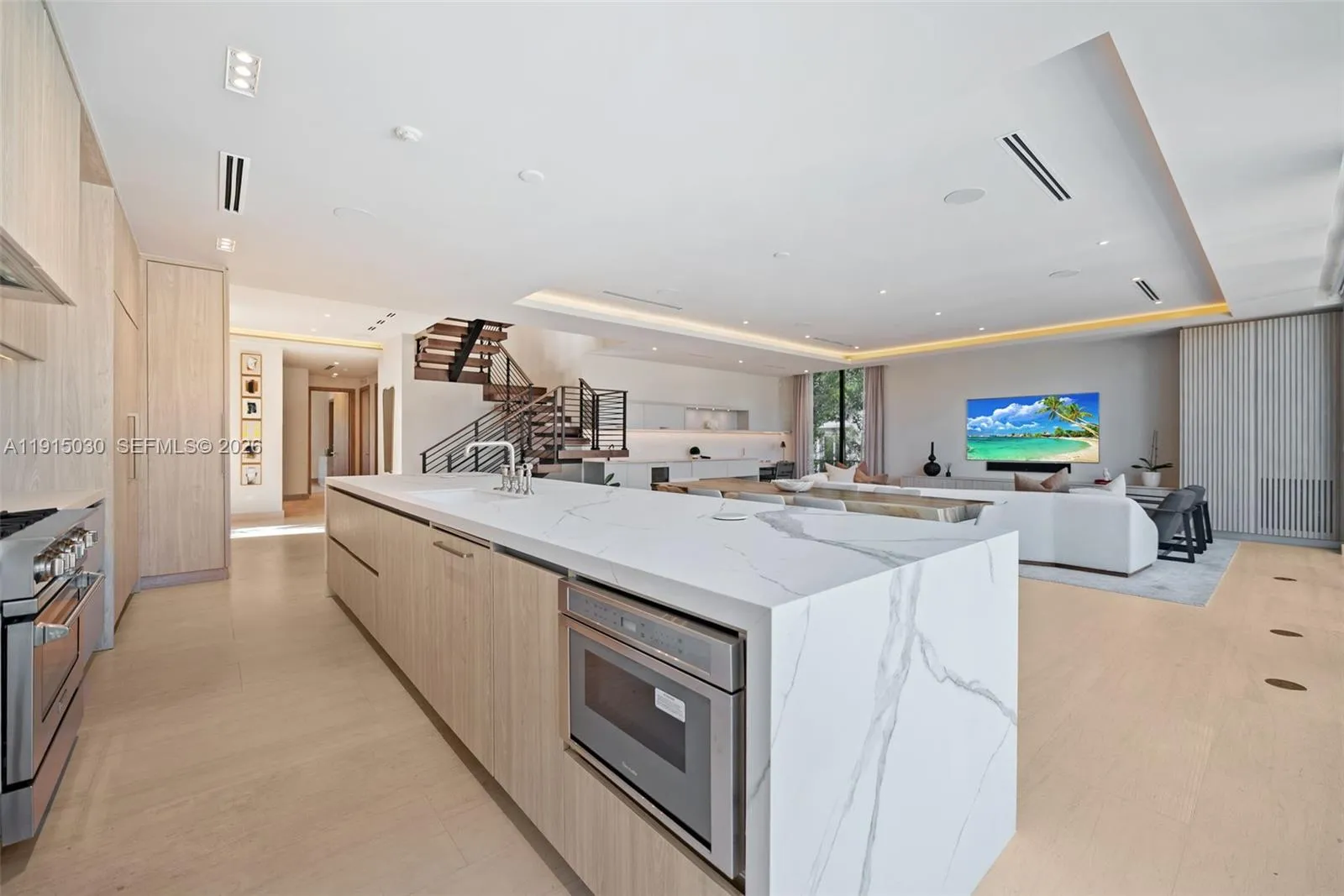 5831 Alton Rd, Miami Beach, Florida 33140, Miami Beach, Florida 33140, 4 Bedrooms Bedrooms, ,4 BathroomsBathrooms,Residential,For Sale,5831 Alton Rd, Miami Beach, Florida 33140,A11915030