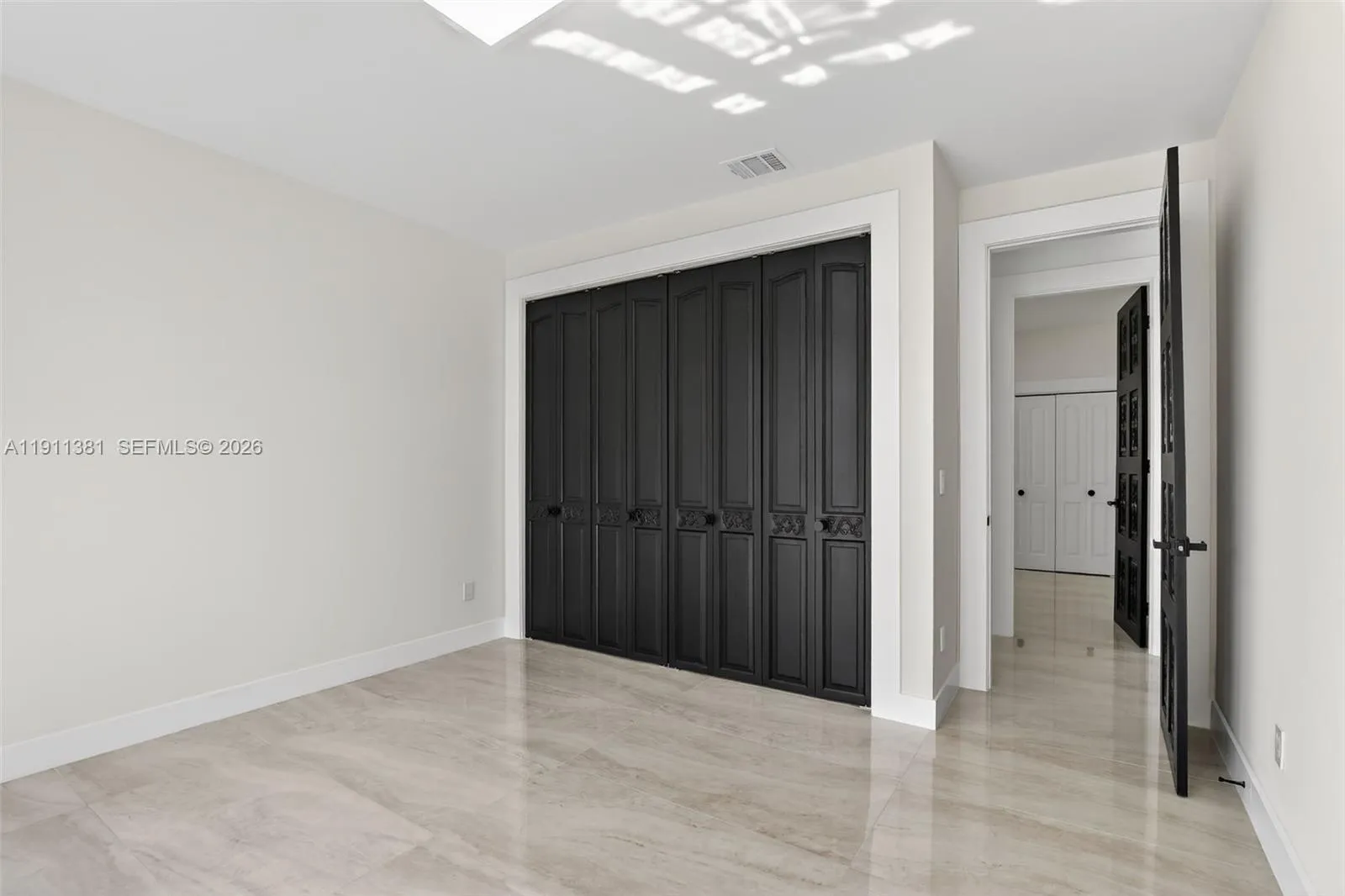 12360 Sw 1st St, Plantation, Florida 33325, Plantation, Florida 33325, 6 Bedrooms Bedrooms, ,5 BathroomsBathrooms,Residential,For Sale,12360 Sw 1st St, Plantation, Florida 33325,A11911381