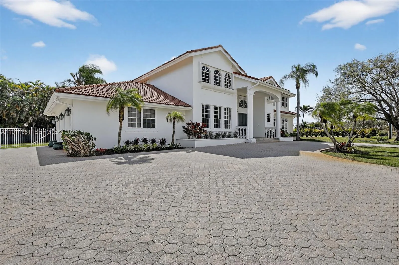 12360 Sw 1st St, Plantation, Florida 33325, Plantation, Florida 33325, 6 Bedrooms Bedrooms, ,5 BathroomsBathrooms,Residential,For Sale,12360 Sw 1st St, Plantation, Florida 33325,A11911381