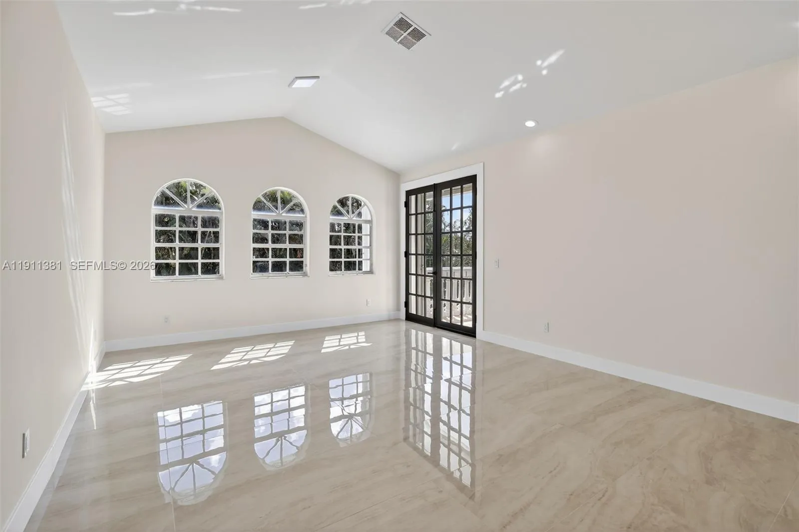 12360 Sw 1st St, Plantation, Florida 33325, Plantation, Florida 33325, 6 Bedrooms Bedrooms, ,5 BathroomsBathrooms,Residential,For Sale,12360 Sw 1st St, Plantation, Florida 33325,A11911381