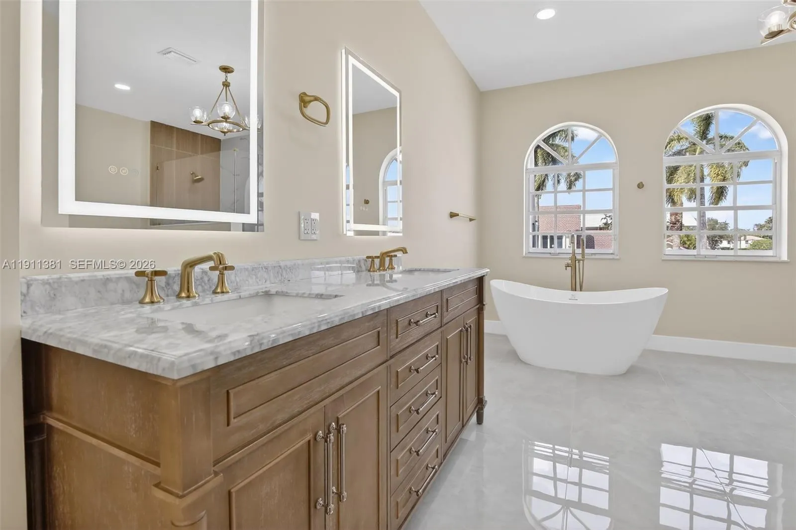 12360 Sw 1st St, Plantation, Florida 33325, Plantation, Florida 33325, 6 Bedrooms Bedrooms, ,5 BathroomsBathrooms,Residential,For Sale,12360 Sw 1st St, Plantation, Florida 33325,A11911381
