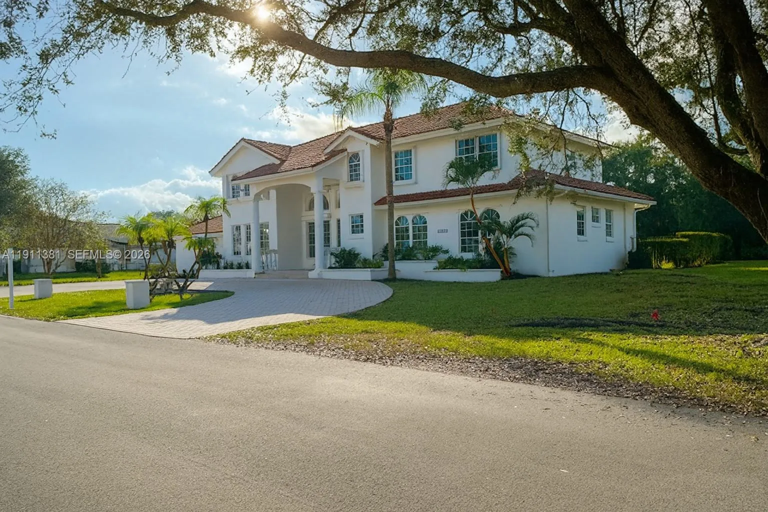 12360 Sw 1st St, Plantation, Florida 33325, Plantation, Florida 33325, 6 Bedrooms Bedrooms, ,5 BathroomsBathrooms,Residential,For Sale,12360 Sw 1st St, Plantation, Florida 33325,A11911381
