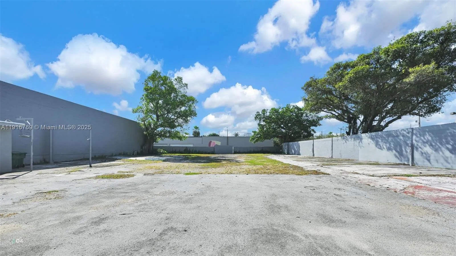 1074 Nw 22nd St, Miami, Florida 33127, Miami, Florida 33127, ,Commercial Lease,For Rent,1074 Nw 22nd St, Miami, Florida 33127,A11916769