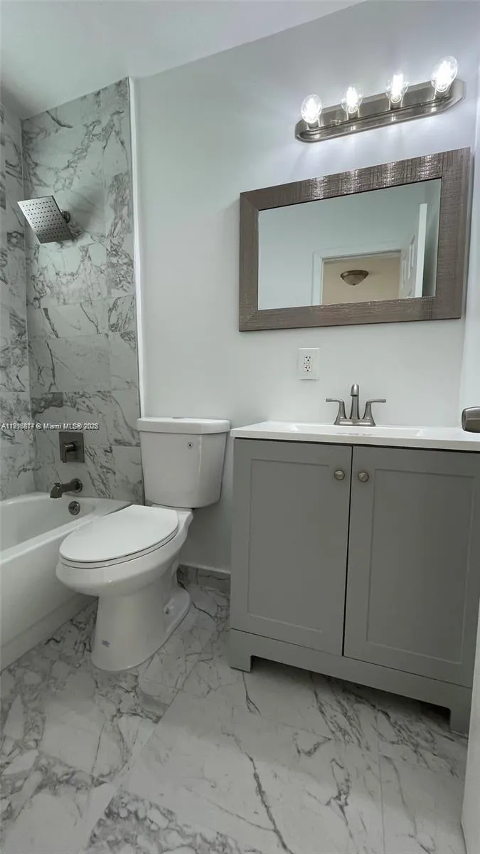 353 Sw 19th Ave, Fort Lauderdale, Florida 33312, Fort Lauderdale, Florida 33312, ,Residential Income,For Sale,353 Sw 19th Ave, Fort Lauderdale, Florida 33312,A11916814