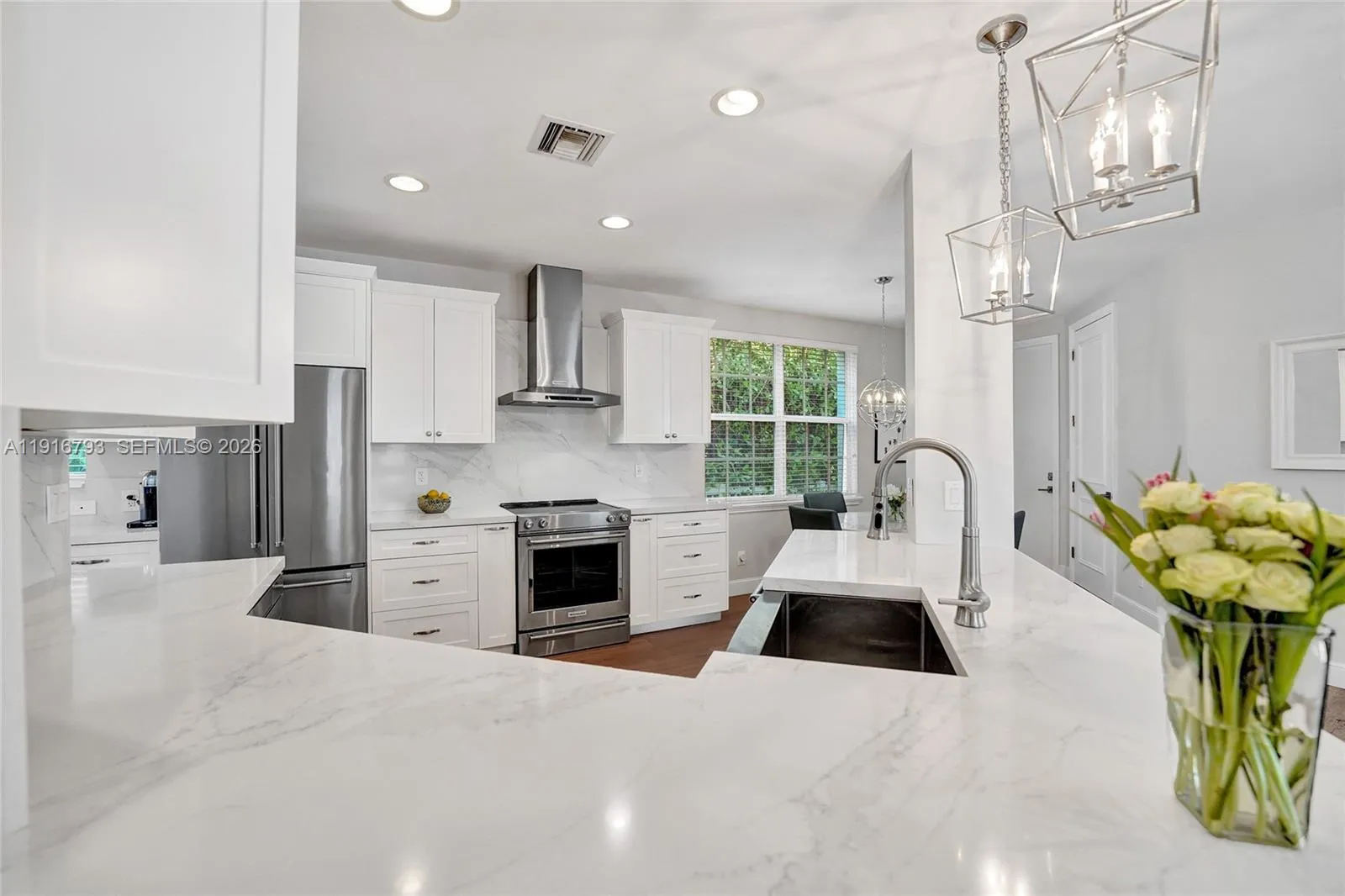 919 Adams St, Hollywood, Florida 33019, Hollywood, Florida 33019, 4 Bedrooms Bedrooms, ,3 BathroomsBathrooms,Residential,For Sale,919 Adams St, Hollywood, Florida 33019,A11916793