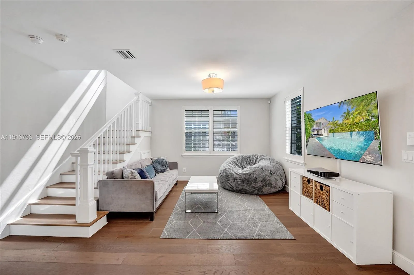 919 Adams St, Hollywood, Florida 33019, Hollywood, Florida 33019, 4 Bedrooms Bedrooms, ,3 BathroomsBathrooms,Residential,For Sale,919 Adams St, Hollywood, Florida 33019,A11916793