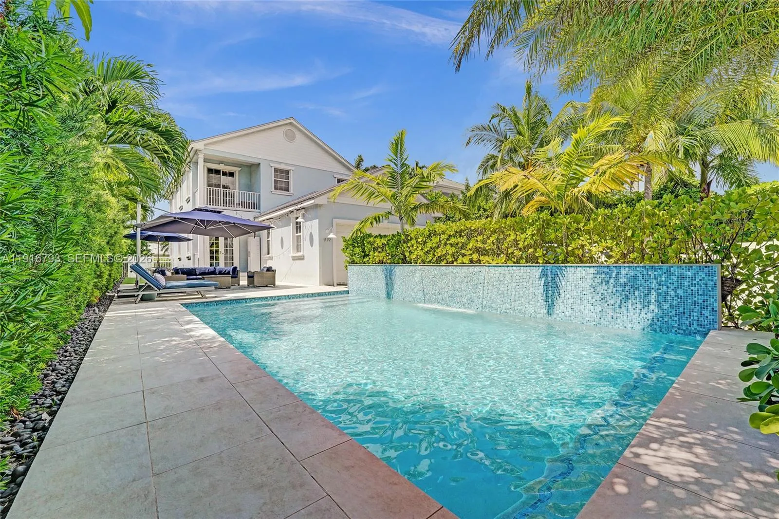 919 Adams St, Hollywood, Florida 33019, Hollywood, Florida 33019, 4 Bedrooms Bedrooms, ,3 BathroomsBathrooms,Residential,For Sale,919 Adams St, Hollywood, Florida 33019,A11916793