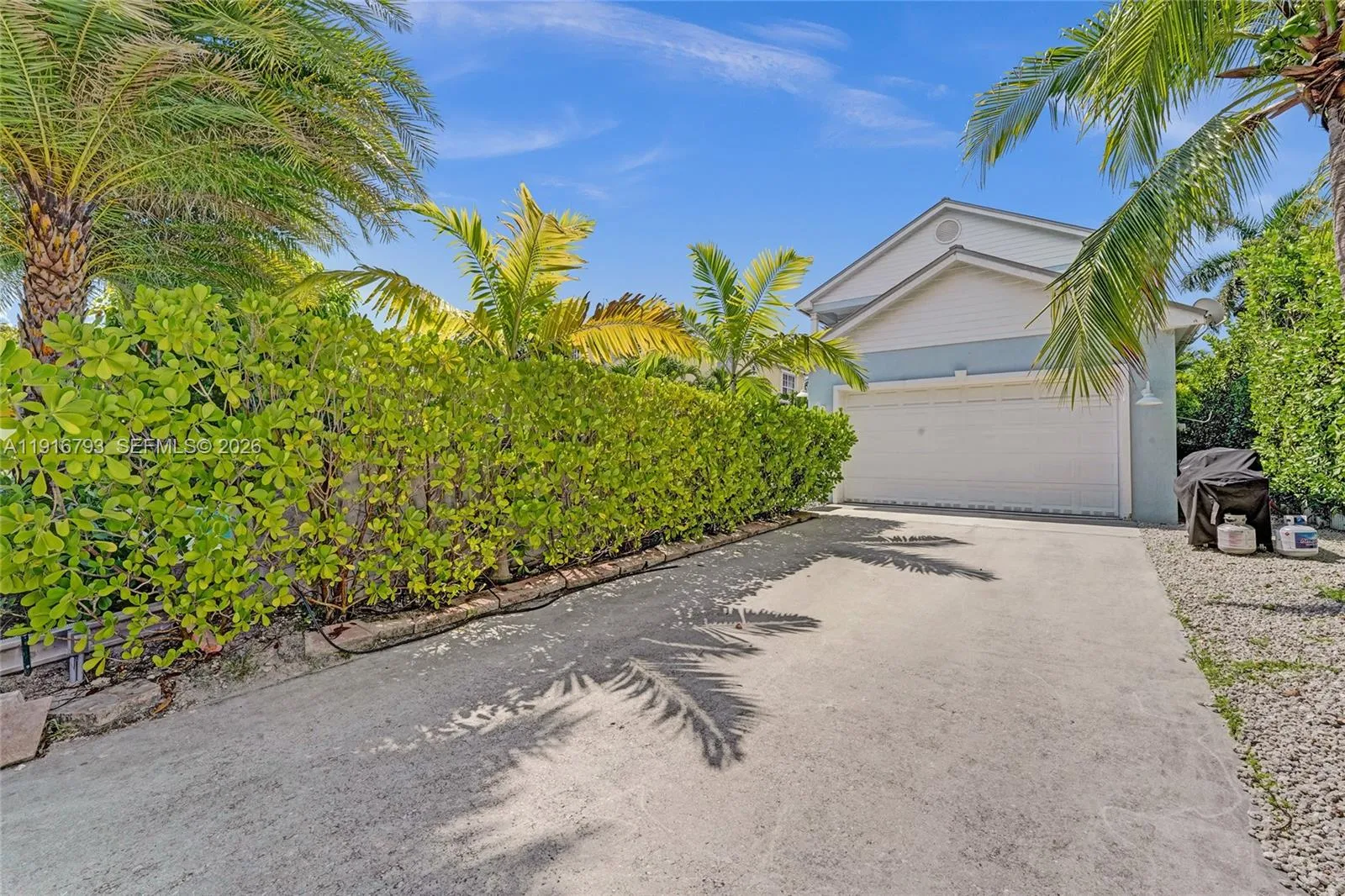 919 Adams St, Hollywood, Florida 33019, Hollywood, Florida 33019, 4 Bedrooms Bedrooms, ,3 BathroomsBathrooms,Residential,For Sale,919 Adams St, Hollywood, Florida 33019,A11916793