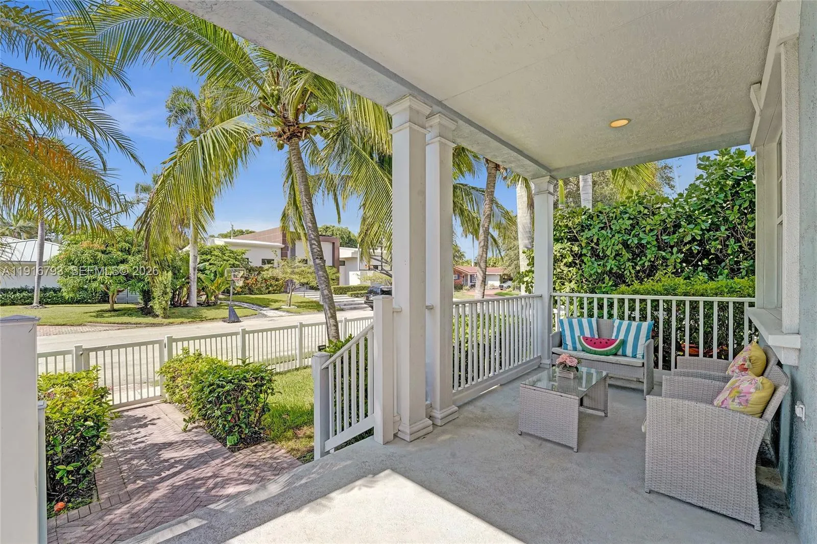 919 Adams St, Hollywood, Florida 33019, Hollywood, Florida 33019, 4 Bedrooms Bedrooms, ,3 BathroomsBathrooms,Residential,For Sale,919 Adams St, Hollywood, Florida 33019,A11916793