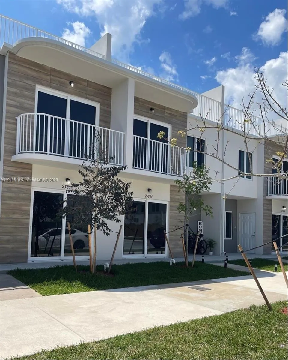 25842 Sw 144th Ave 25842, Homestead, Florida 33032, Homestead, Florida 33032, 4 Bedrooms Bedrooms, ,3 BathroomsBathrooms,Residential Lease,For Rent,25842 Sw 144th Ave 25842, Homestead, Florida 33032,A11916816