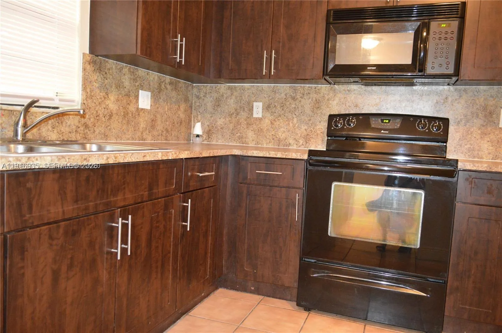 1741 Sw 40th Ter, Fort Lauderdale, Florida 33317, Fort Lauderdale, Florida 33317, ,Residential Income,For Sale,1741 Sw 40th Ter, Fort Lauderdale, Florida 33317,A11916935
