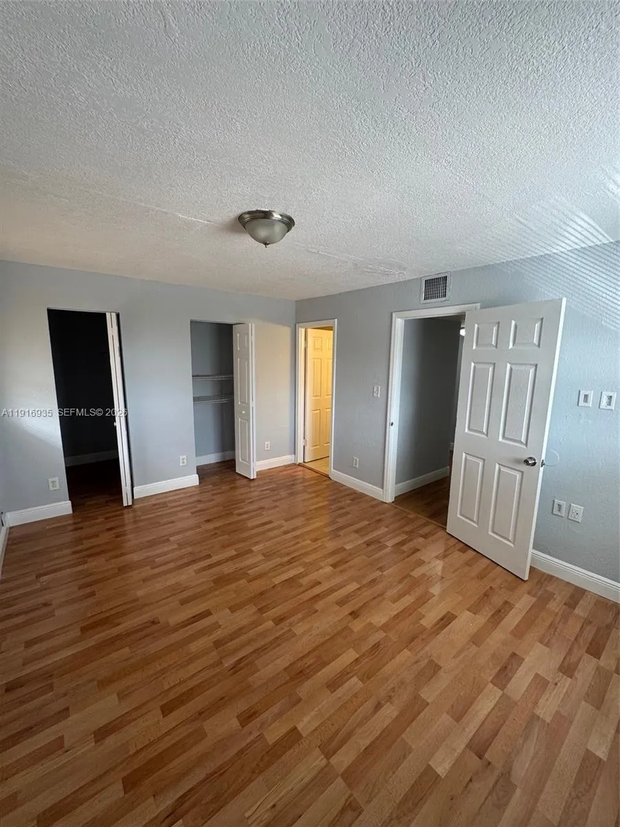 1741 Sw 40th Ter, Fort Lauderdale, Florida 33317, Fort Lauderdale, Florida 33317, ,Residential Income,For Sale,1741 Sw 40th Ter, Fort Lauderdale, Florida 33317,A11916935