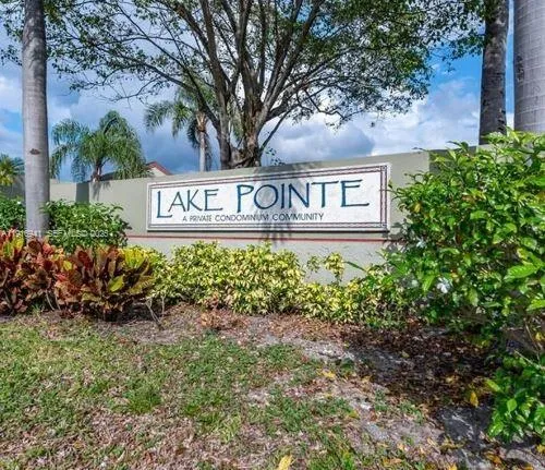 212 Lake Pointe Dr 112, Oakland Park, Florida 3330, Oakland Park, Florida 33309, 2 Bedrooms Bedrooms, ,2 BathroomsBathrooms,Residential,For Sale,212 Lake Pointe Dr 112, Oakland Park, Florida 3330,A11916941