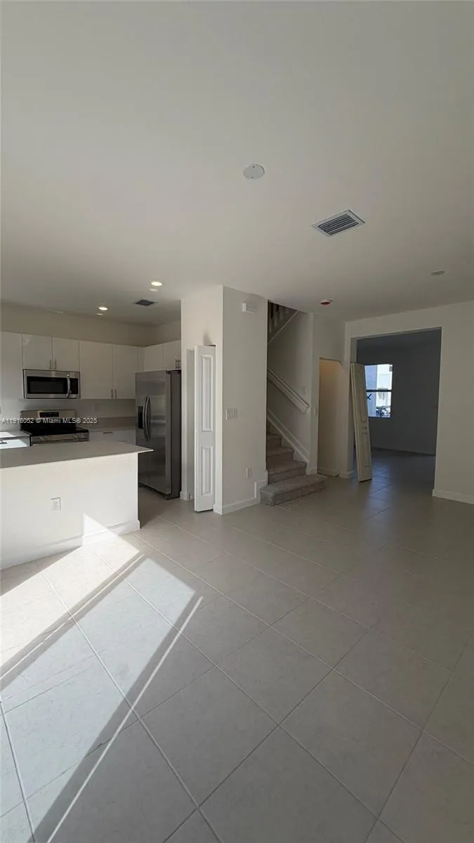 15600 Sw 276 Terr, Homestead, Florida 33031, Homestead, Florida 33031, 3 Bedrooms Bedrooms, ,2 BathroomsBathrooms,Residential Lease,For Rent,15600 Sw 276 Terr, Homestead, Florida 33031,A11916052