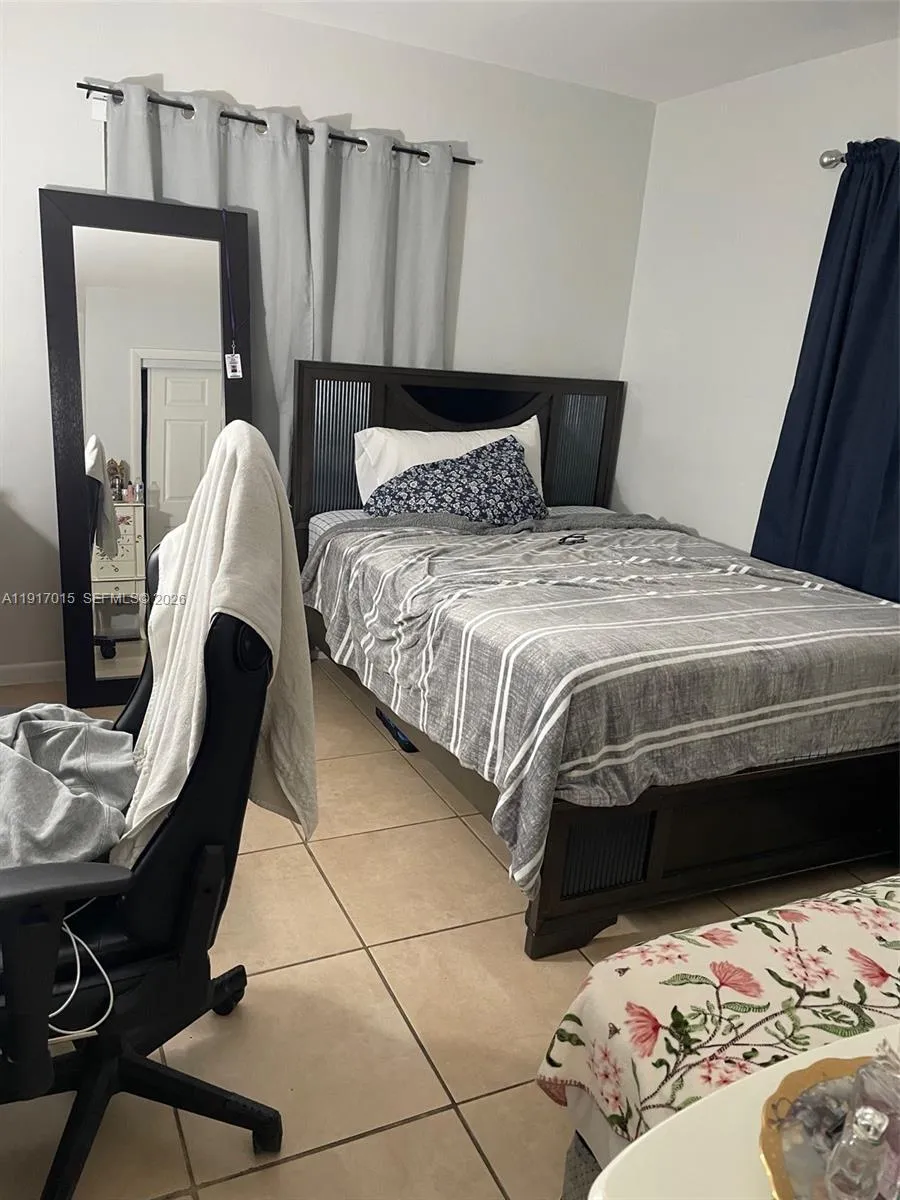 2200 Sw 42nd Ave, Fort Lauderdale, Florida 33317, Fort Lauderdale, Florida 33317, ,Residential Income,For Sale,2200 Sw 42nd Ave, Fort Lauderdale, Florida 33317,A11917015