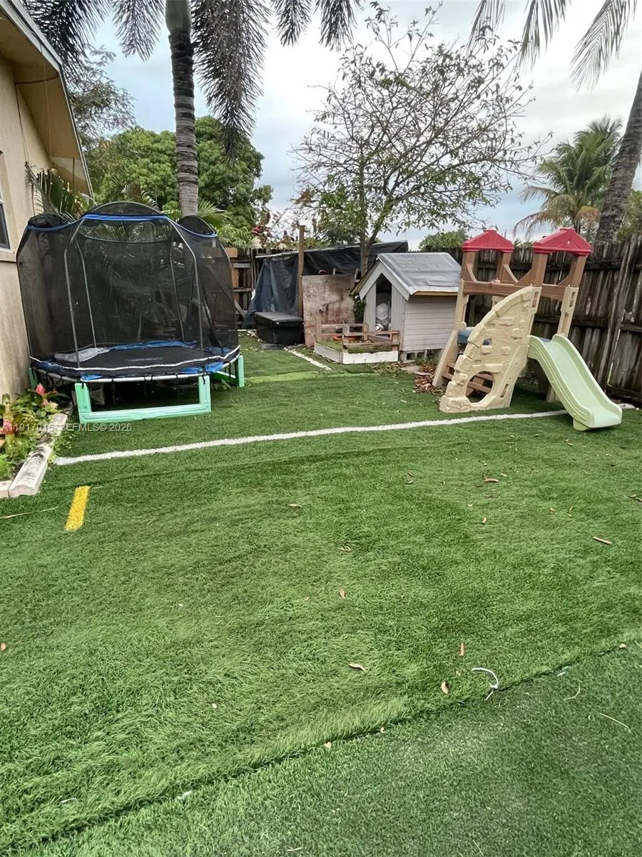 2200 Sw 42nd Ave, Fort Lauderdale, Florida 33317, Fort Lauderdale, Florida 33317, ,Residential Income,For Sale,2200 Sw 42nd Ave, Fort Lauderdale, Florida 33317,A11917015