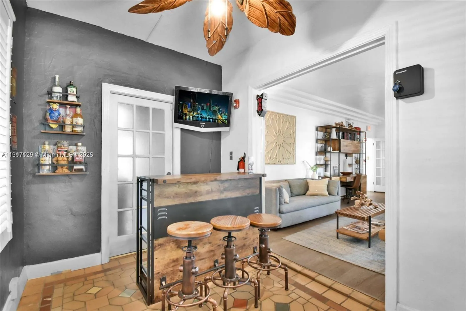 1018 Jefferson Ave, Miami Beach, Florida 33139, Miami Beach, Florida 33139, ,Commercial Sale,For Sale,1018 Jefferson Ave, Miami Beach, Florida 33139,A11917129