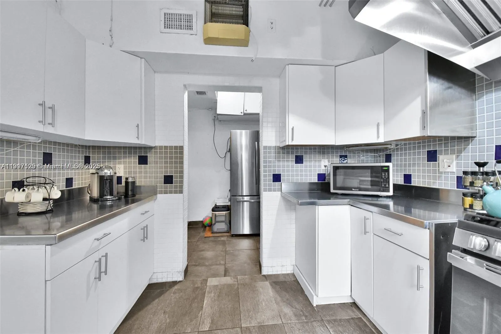 1018 Jefferson Ave, Miami Beach, Florida 33139, Miami Beach, Florida 33139, ,Commercial Sale,For Sale,1018 Jefferson Ave, Miami Beach, Florida 33139,A11917129