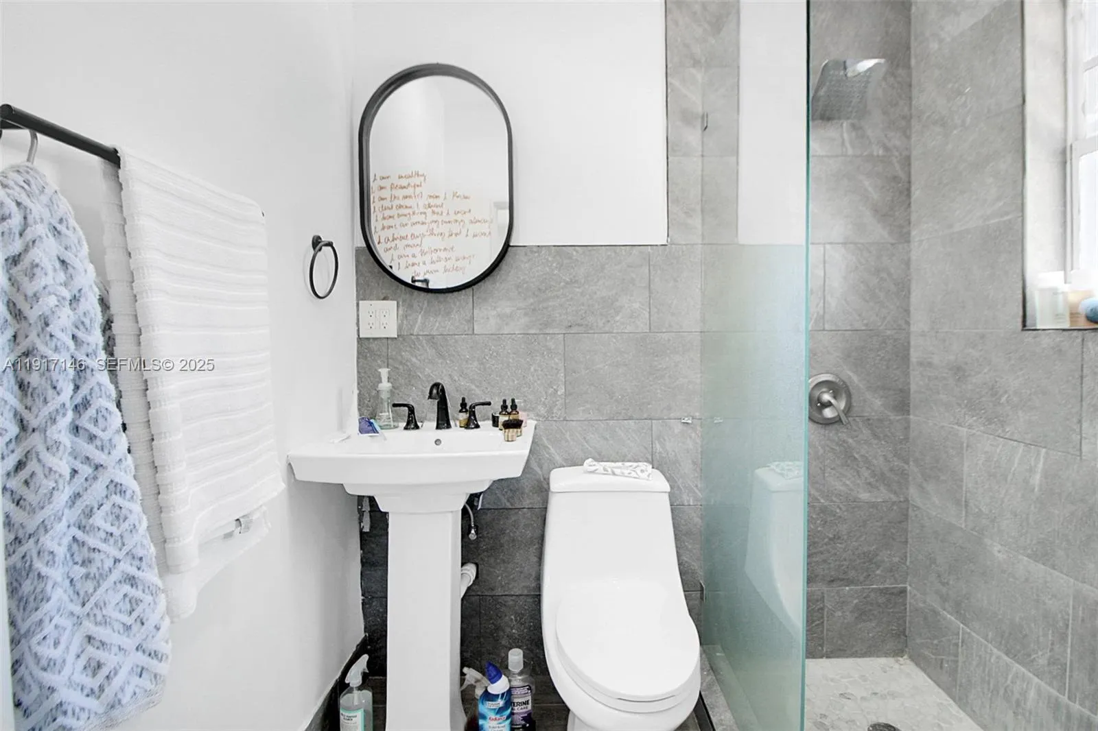 2275 Nw 30th St, Miami, Florida 33142, Miami, Florida 33142, ,Residential Income,For Sale,2275 Nw 30th St, Miami, Florida 33142,A11917146