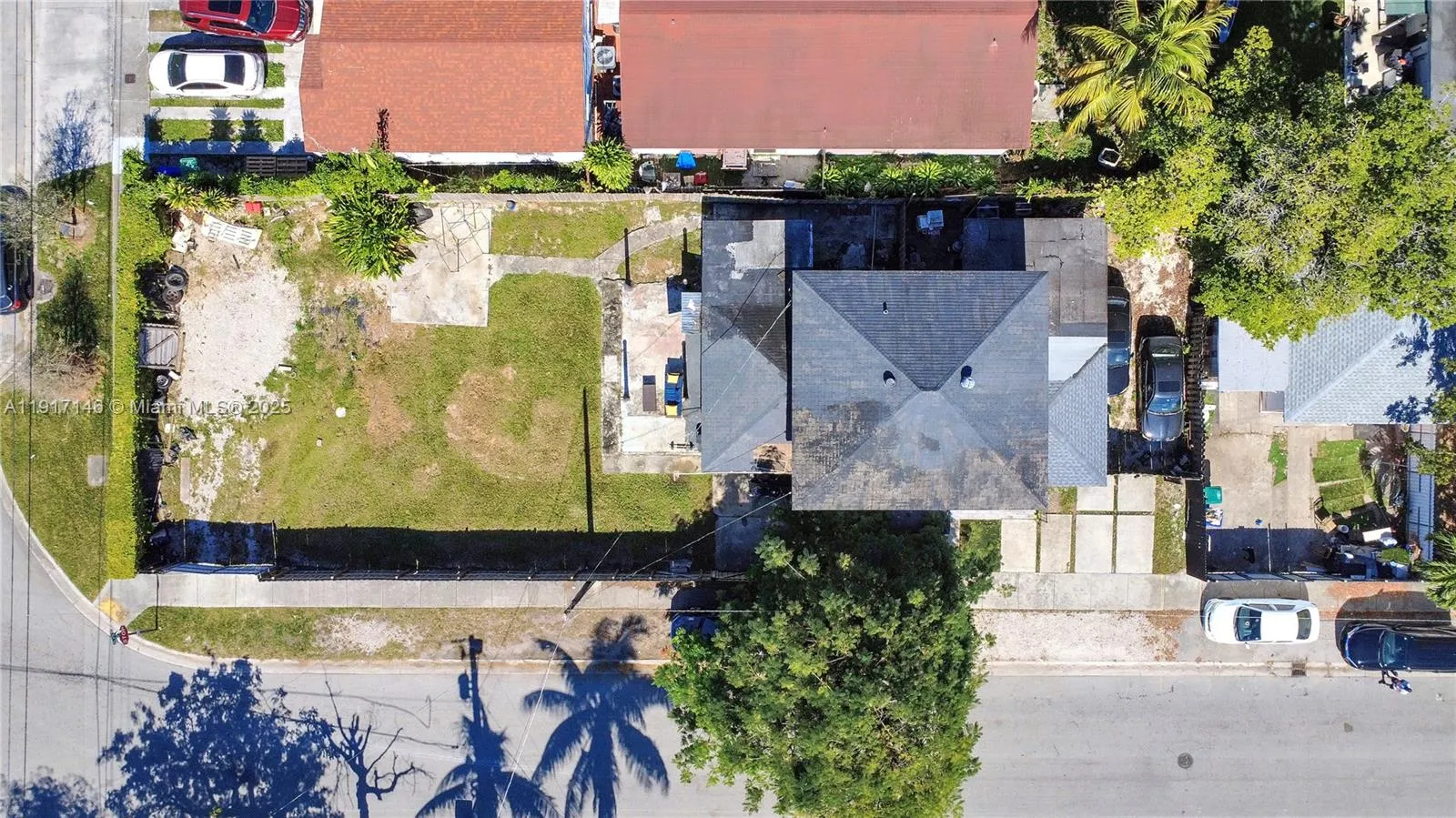 2275 Nw 30th St, Miami, Florida 33142, Miami, Florida 33142, ,Residential Income,For Sale,2275 Nw 30th St, Miami, Florida 33142,A11917146