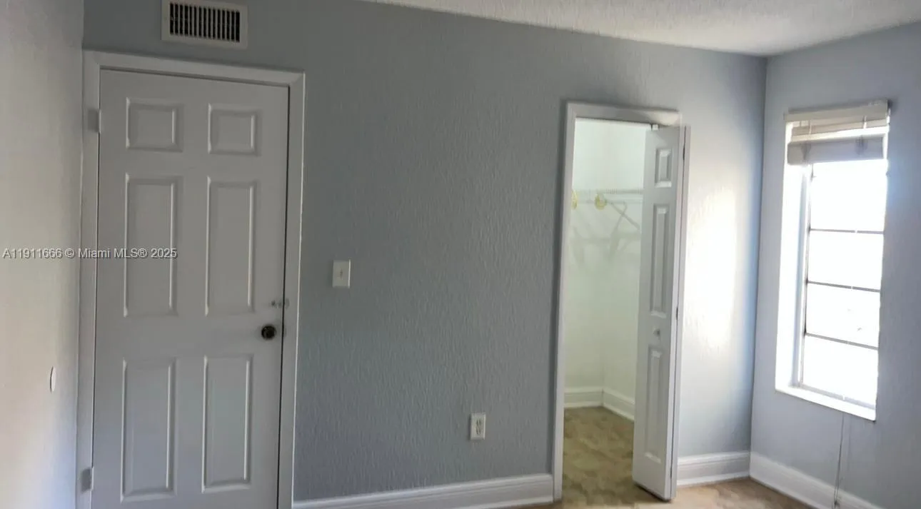 575 W 69th St 208, Hialeah, Florida 33014, Hialeah, Florida 33014, 2 Bedrooms Bedrooms, ,2 BathroomsBathrooms,Residential,For Sale,575 W 69th St 208, Hialeah, Florida 33014,A11911666