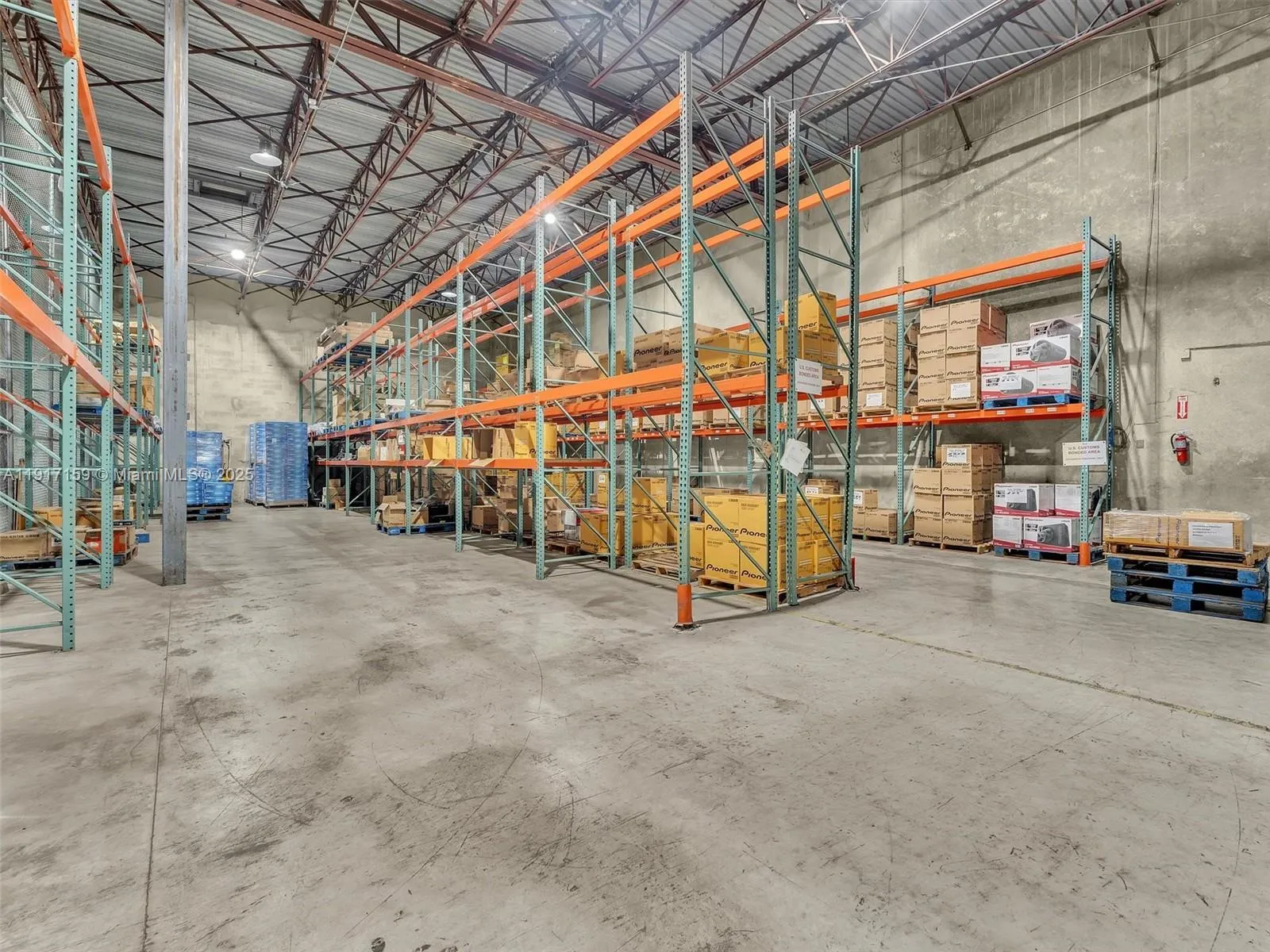10855 Nw 27th St, Doral, Florida 33172, Doral, Florida 33172, ,Commercial Lease,For Rent,10855 Nw 27th St, Doral, Florida 33172,A11917159