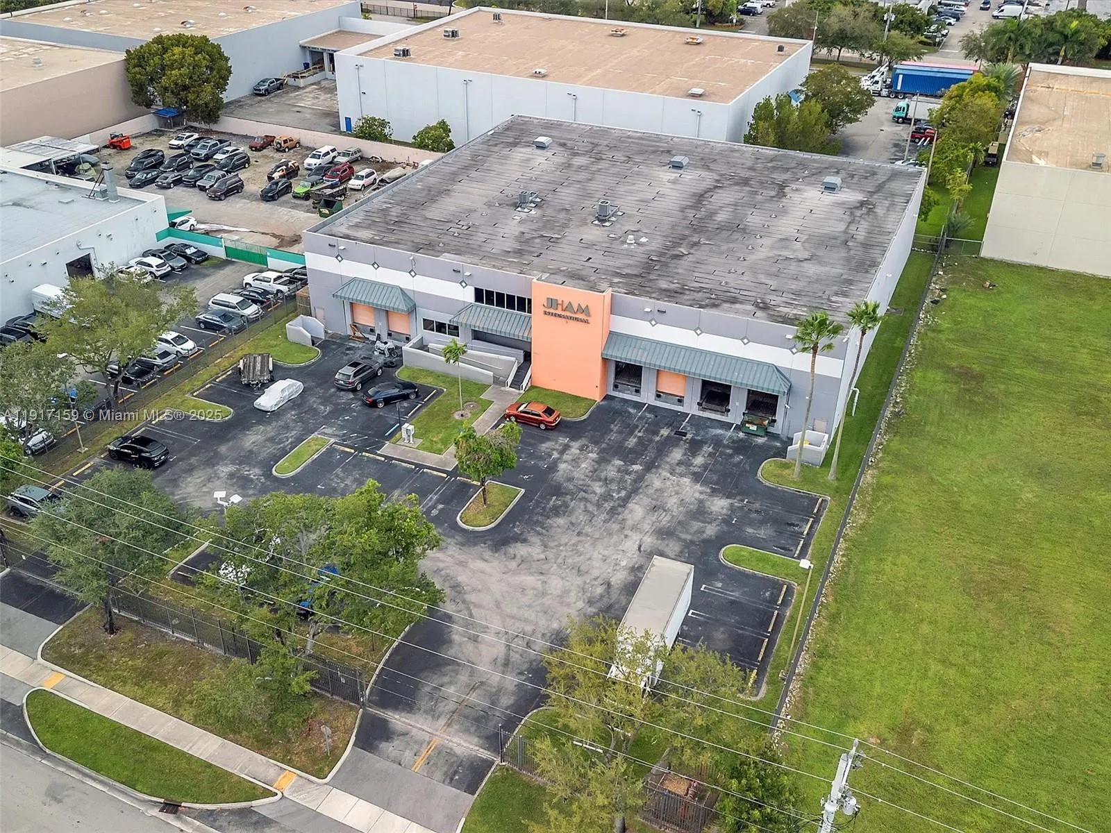 10855 Nw 27th St, Doral, Florida 33172, Doral, Florida 33172, ,Commercial Lease,For Rent,10855 Nw 27th St, Doral, Florida 33172,A11917159