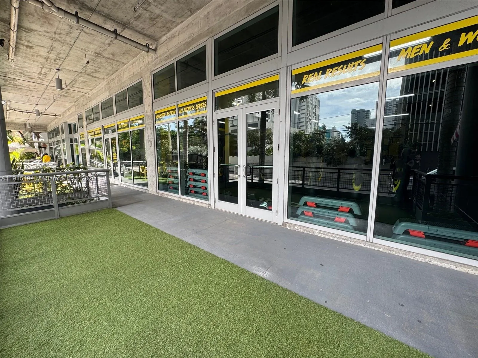 169 Sw 7th St Cu-c & Cu-d, Miami, Florida 3313, Miami, Florida 33130, ,Commercial Lease,For Rent,169 Sw 7th St Cu-c & Cu-d, Miami, Florida 3313,A11915404