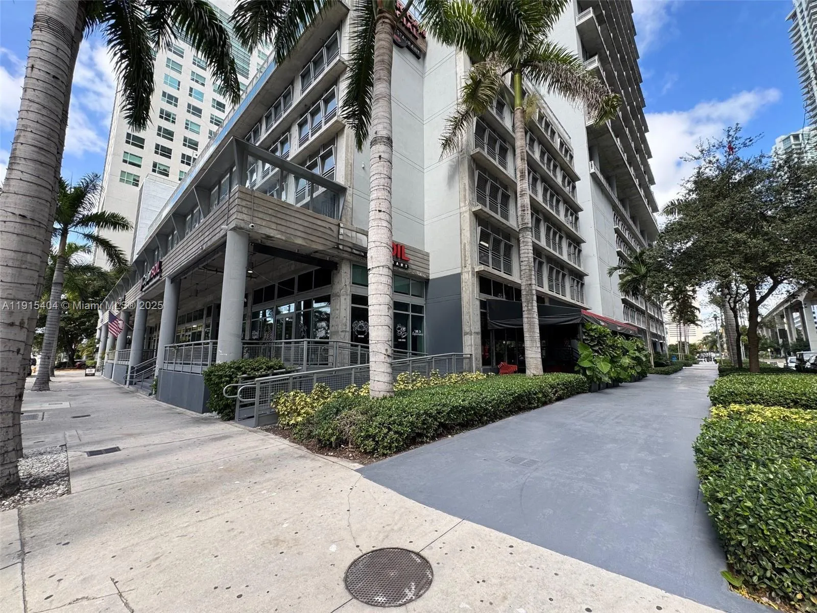 169 Sw 7th St Cu-c & Cu-d, Miami, Florida 3313, Miami, Florida 33130, ,Commercial Lease,For Rent,169 Sw 7th St Cu-c & Cu-d, Miami, Florida 3313,A11915404
