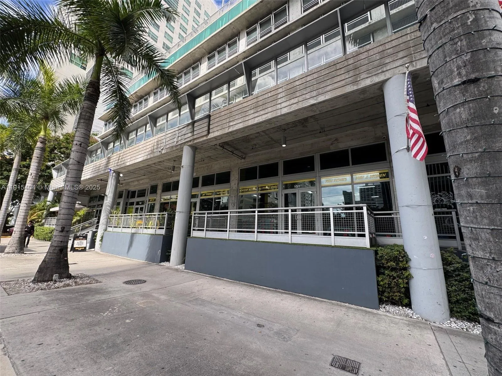 169 Sw 7th St Cu-c & Cu-d, Miami, Florida 3313, Miami, Florida 33130, ,Commercial Lease,For Rent,169 Sw 7th St Cu-c & Cu-d, Miami, Florida 3313,A11915404