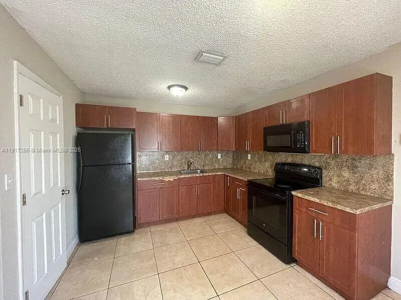 8151 SW 6th Court, North Lauderdale